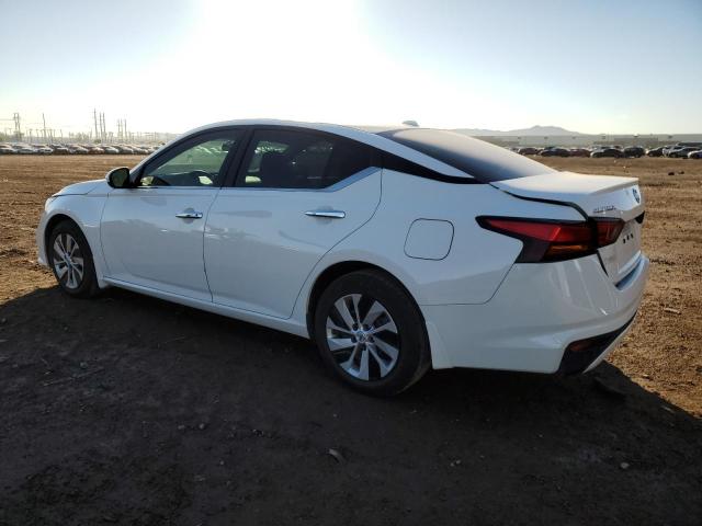 1N4BL4BV8KN316449 - 2019 NISSAN ALTIMA S WHITE photo 2