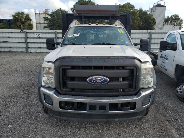 1FDUF4GY4BEA66362 - 2011 FORD F450 SUPER DUTY WHITE photo 5