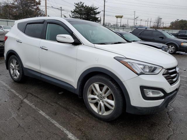 5XYZWDLA3DG082971 - 2013 HYUNDAI SANTA FE S WHITE photo 4