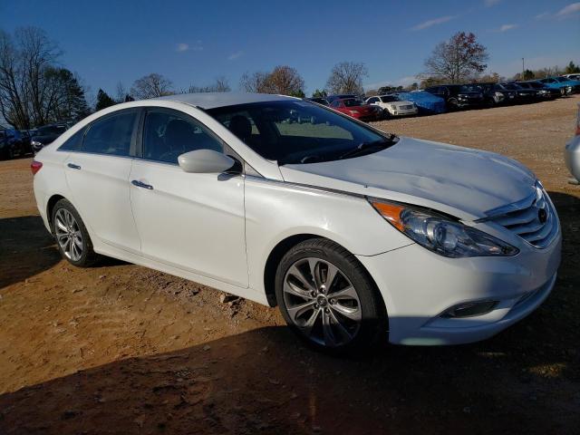 5NPEC4AC7CH430564 - 2012 HYUNDAI SONATA SE WHITE photo 4