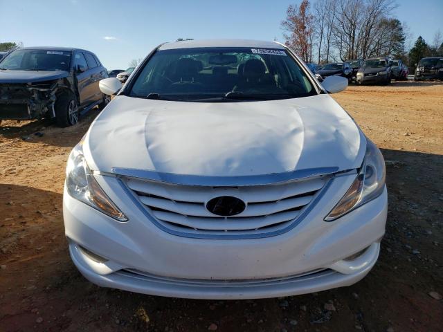 5NPEC4AC7CH430564 - 2012 HYUNDAI SONATA SE WHITE photo 5