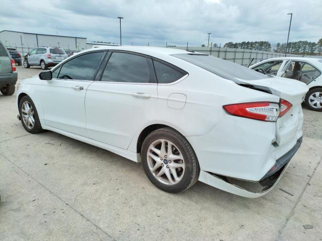 1FA6P0H70E5359355 - 2014 FORD FUSION SE WHITE photo 2