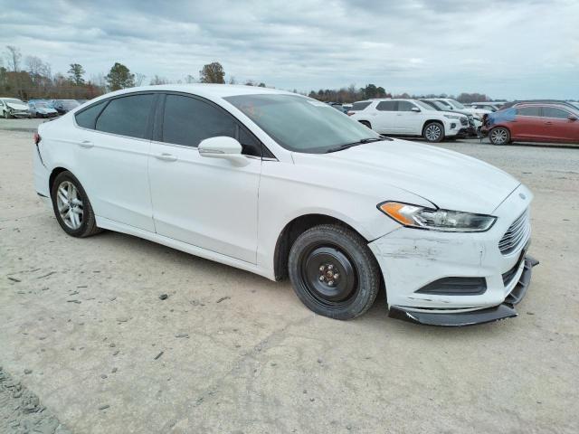 1FA6P0H70E5359355 - 2014 FORD FUSION SE WHITE photo 4