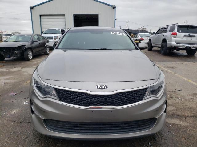 5XXGT4L39JG191050 - 2018 KIA OPTIMA LX GRAY photo 5