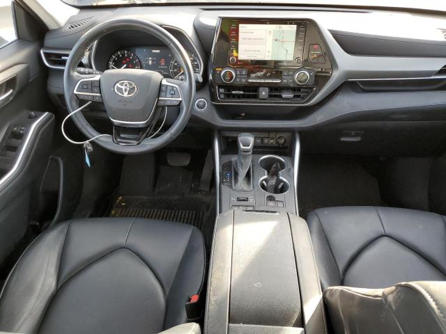 5TDHZRBH8MS113732 - 2021 TOYOTA HIGHLANDER XLE BLUE photo 8