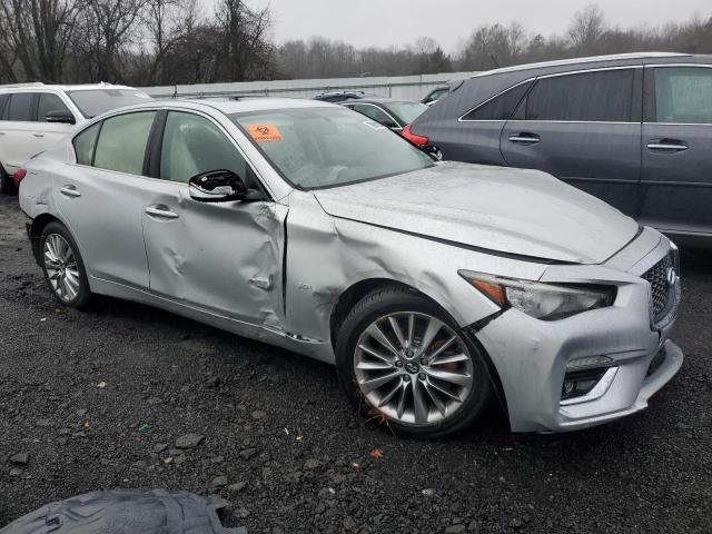 JN1EV7ARXJM441919 - 2018 INFINITI Q50 LUXE SILVER photo 4