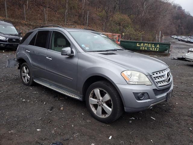 4JGBB8GB5BA627407 - 2011 MERCEDES-BENZ ML 350 4MATIC GRAY photo 4