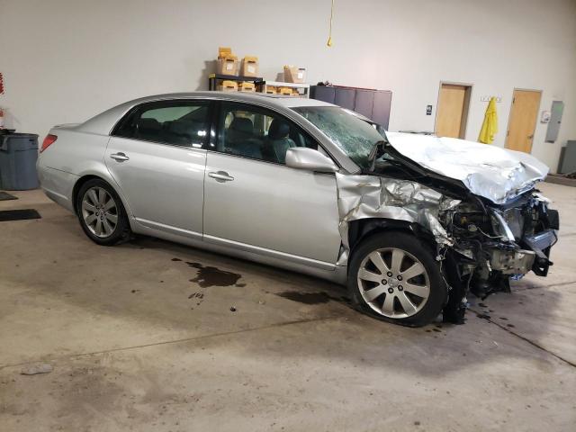 4T1BK36B97U190036 - 2007 TOYOTA AVALON XL SILVER photo 4