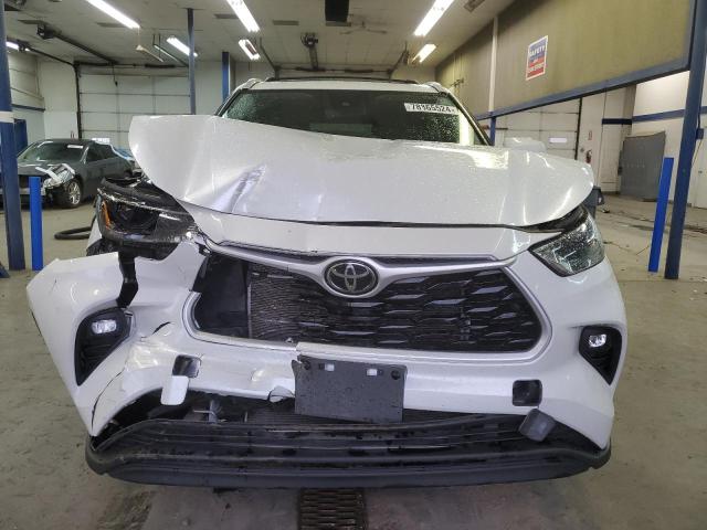 5TDHZRBH8NS241499 - 2022 TOYOTA HIGHLANDER XLE Ağ foto 5