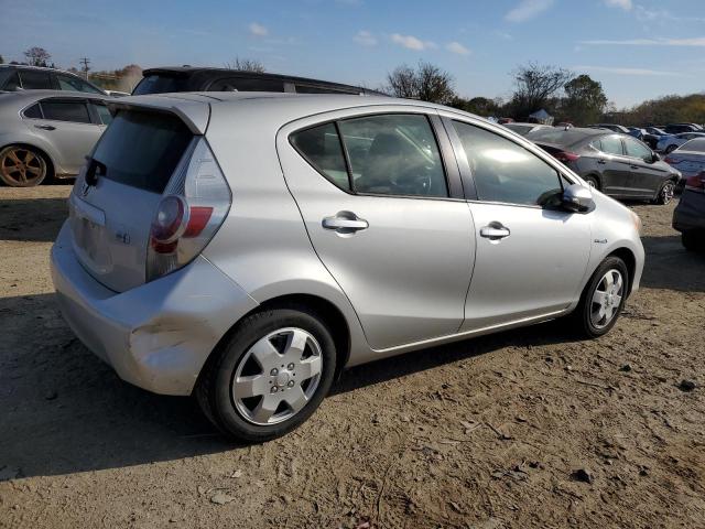 JTDKDTB38E1568729 - 2014 TOYOTA PRIUS C SILVER photo 3