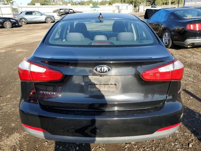 KNAFX4A61G5506947 - 2016 KIA FORTE LX BLACK photo 6