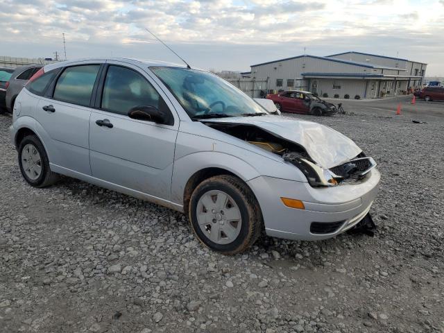 1FAFP37N17W190509 - 2007 FORD FOCUS ZX5 SILVER photo 4