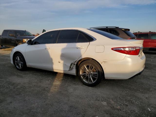 4T1BF1FK7HU377172 - 2017 TOYOTA CAMRY LE WHITE photo 2