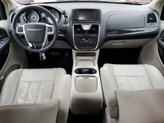 2C4RC1CG9DR511456 - 2013 CHRYSLER TOWN & COU TOURING L RED photo 8