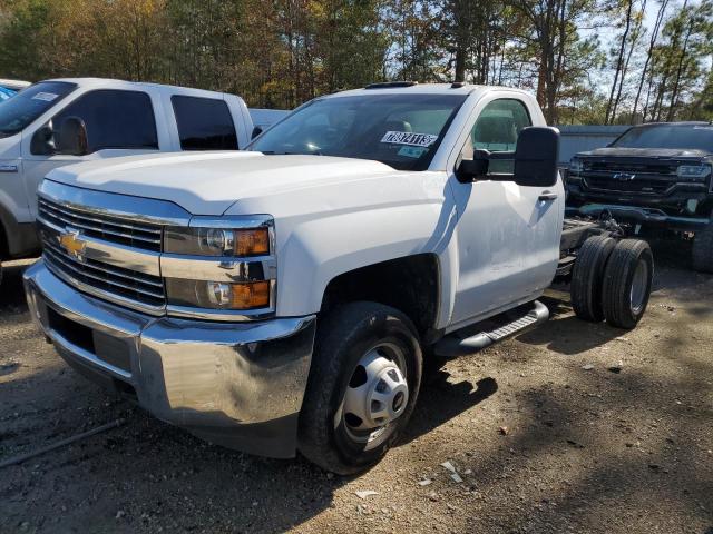 1GB3CYCG0GZ177217 - 2016 CHEVROLET SILVERADO C3500 WHITE photo 1