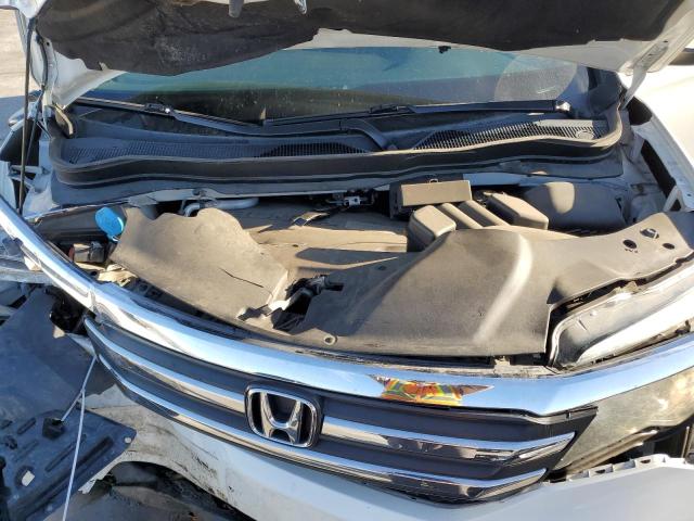 5FNYF6H50JB051554 - 2018 HONDA PILOT EXL WHITE photo 12