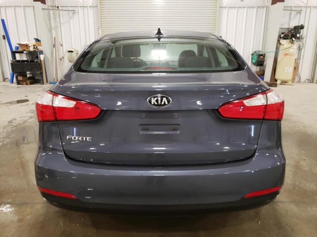 KNAFK4A67G5610518 - 2016 KIA FORTE LX BLUE photo 6