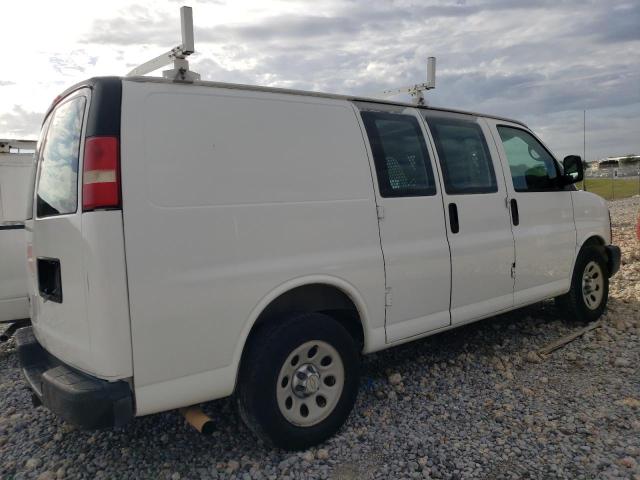 1GCSGAFX8B1189069 - 2011 CHEVROLET EXPRESS G1 WHITE photo 3