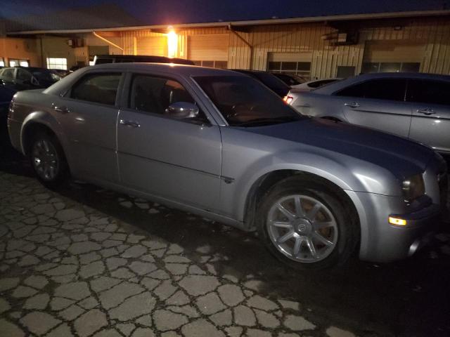 2C3JA63H35H101630 - 2005 CHRYSLER 300C SILVER photo 4