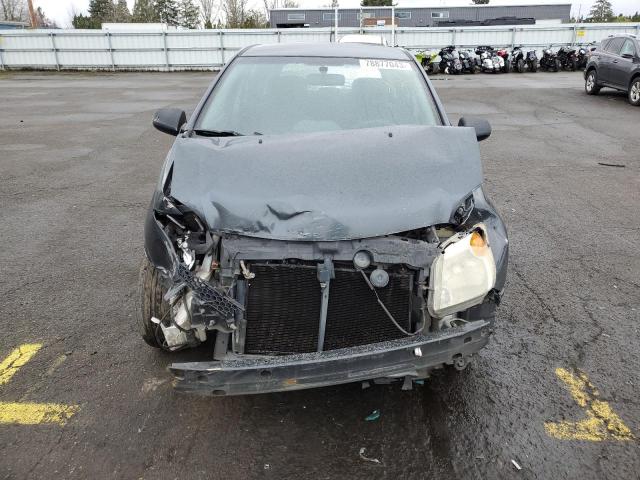 JTKKT624460156921 - 2006 TOYOTA SCION XA GRAY photo 5