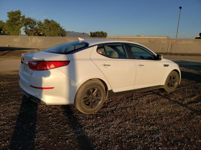 5XXGM4A71FG511679 - 2015 KIA OPTIMA LX WHITE photo 3