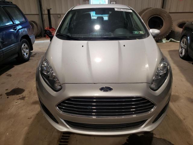 3FADP4EJ3KM108138 - 2019 FORD FIESTA SE SILVER photo 5