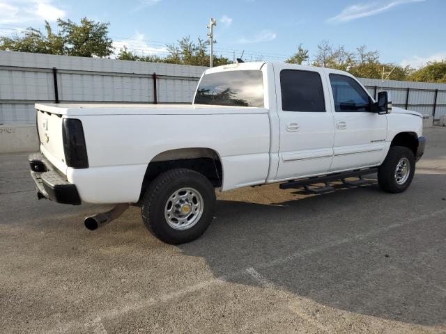 1GCGC13U93F108998 - 2003 CHEVROLET SILVERADO C1500 HEAVY DUTY WHITE photo 3