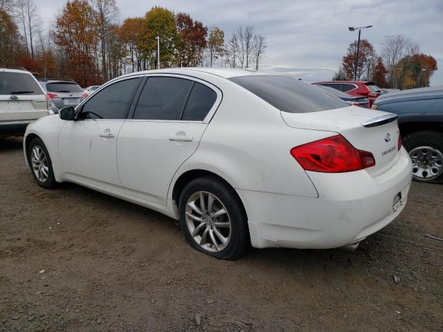 JNKCV61F09M364525 - 2009 INFINITI G37 WHITE photo 2