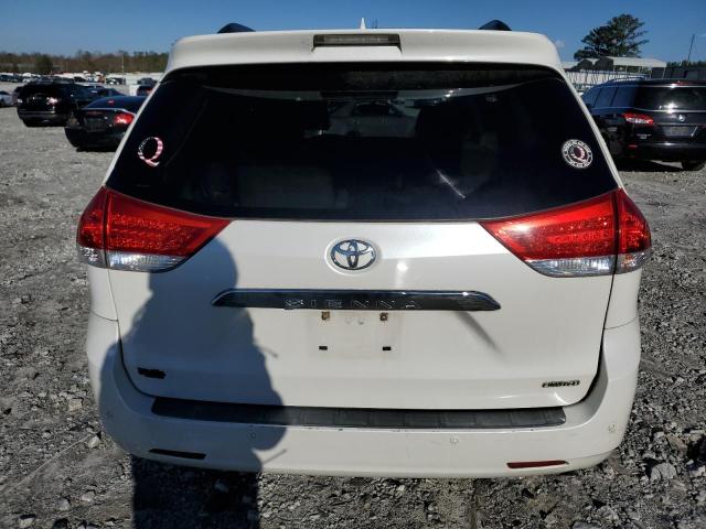 5TDYK3DC2BS007258 - 2011 TOYOTA SIENNA XLE WHITE photo 6