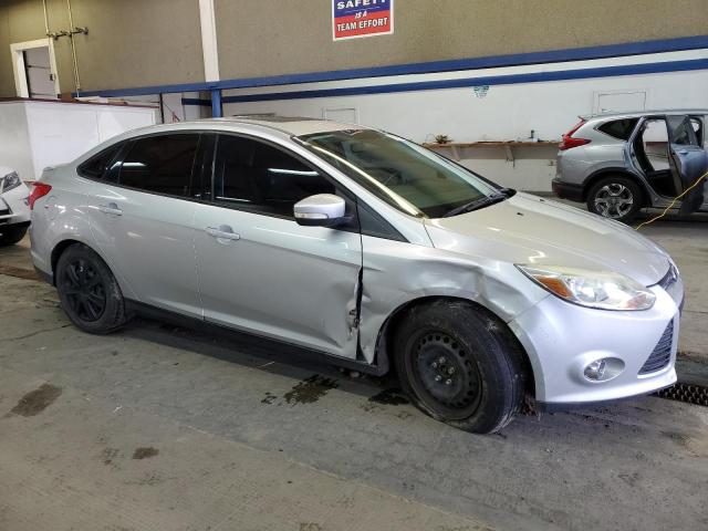 1FADP3F27DL279173 - 2013 FORD FOCUS SE SILVER photo 4