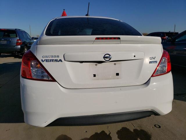 3N1CN7APXHL892388 - 2017 NISSAN VERSA S WHITE photo 6