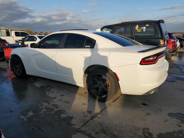 2C3CDXHG4HH523836 - 2017 DODGE CHARGER SXT WHITE photo 2