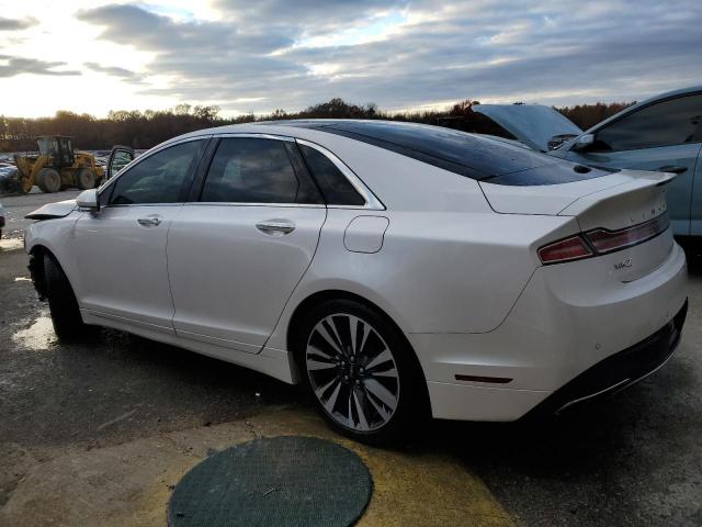 3LN6L5FCXHR613718 - 2017 LINCOLN MKZ RESERVE WHITE photo 2