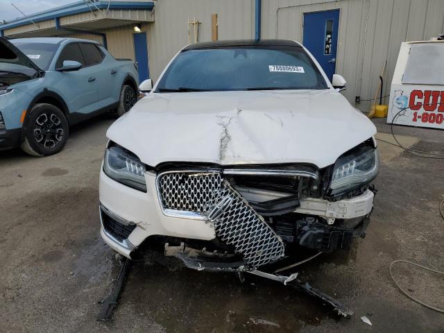 3LN6L5FCXHR613718 - 2017 LINCOLN MKZ RESERVE WHITE photo 5