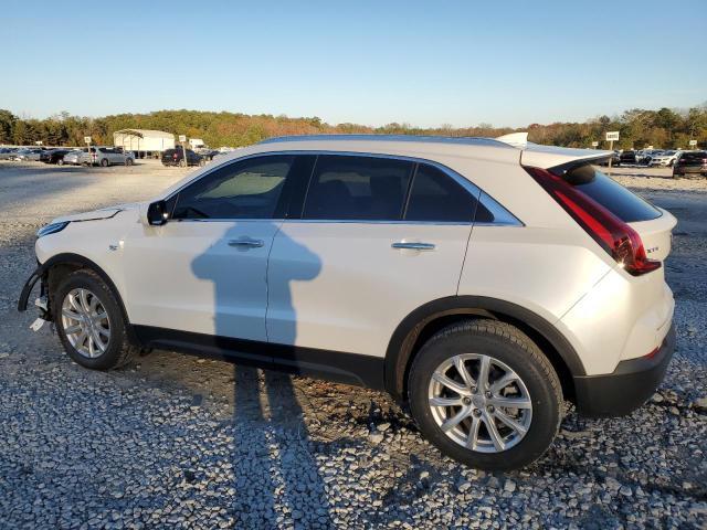 1GYAZAR44PF102103 - 2023 CADILLAC XT4 LUXURY WHITE photo 2