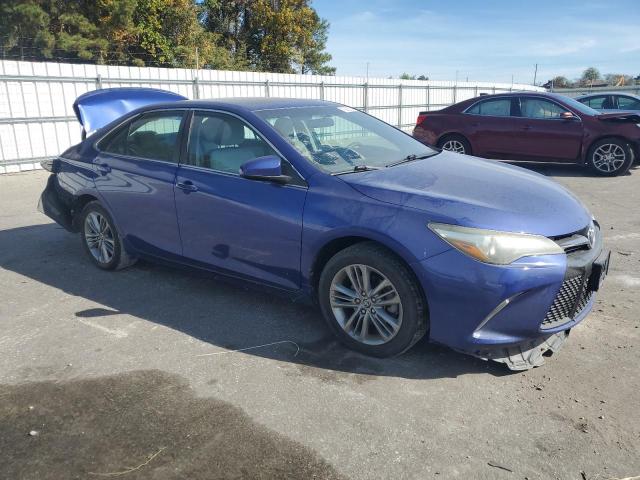 4T1BF1FK0FU947784 - 2015 TOYOTA CAMRY LE BLUE photo 4