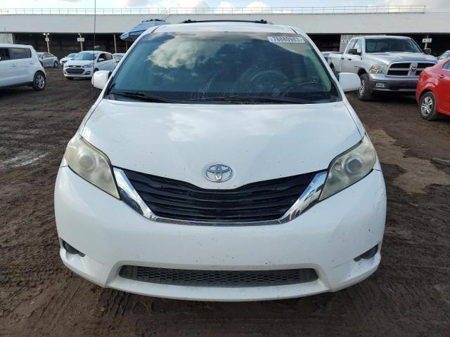 5TDKK3DC2BS110749 - 2011 TOYOTA SIENNA LE WHITE photo 5