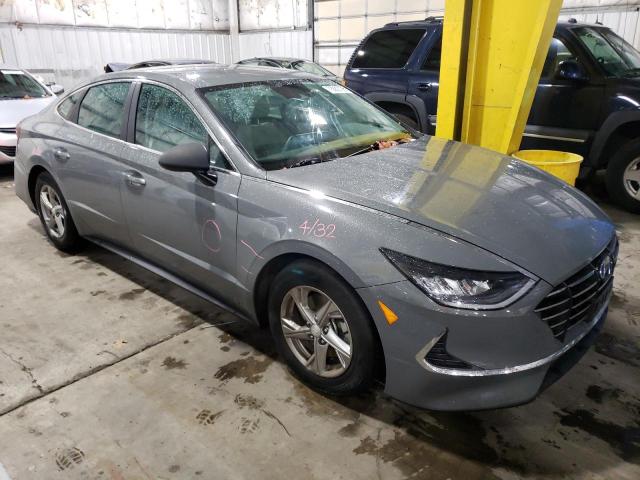 5NPEG4JA1MH127493 - 2021 HYUNDAI SONATA SE GRAY photo 4