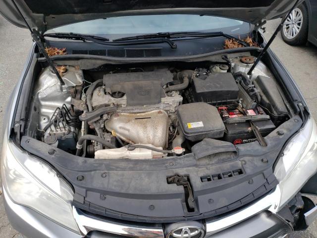 4T4BF1FK1GR554688 - 2016 TOYOTA CAMRY LE SILVER photo 11