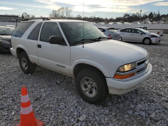 1GNCS18X95K106657 - 2005 CHEVROLET BLAZER WHITE photo 4