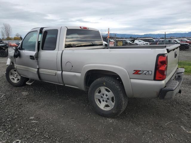 2GCEK19B861143396 - 2006 CHEVROLET SILVERADO K1500 SILVER photo 2