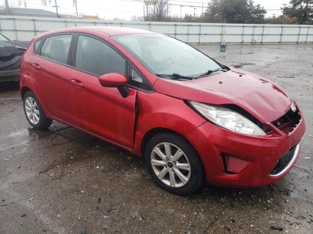 3FADP4EJ1BM171464 - 2011 FORD FIESTA SE RED photo 4