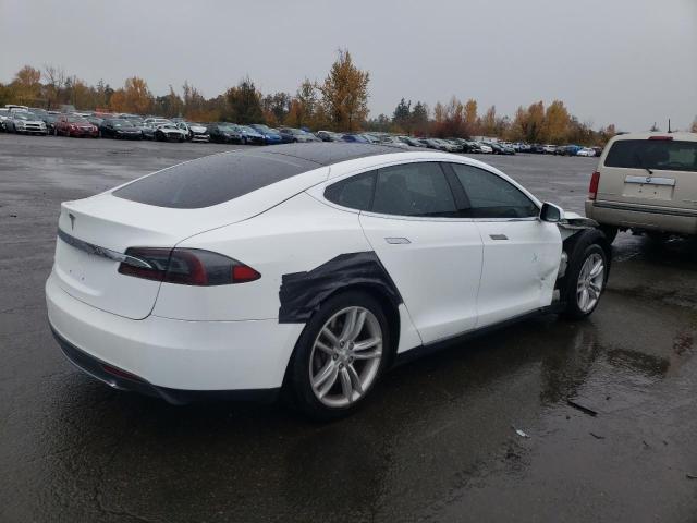 5YJSA1CN0DFP04497 - 2013 TESLA MODEL S WHITE photo 3