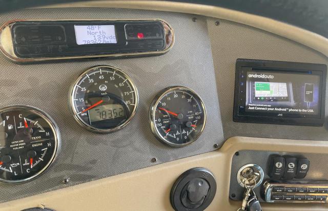 51Z435611B1055654 - 2011 ROADMASTER RAIL RAISED RAI BLACK photo 8