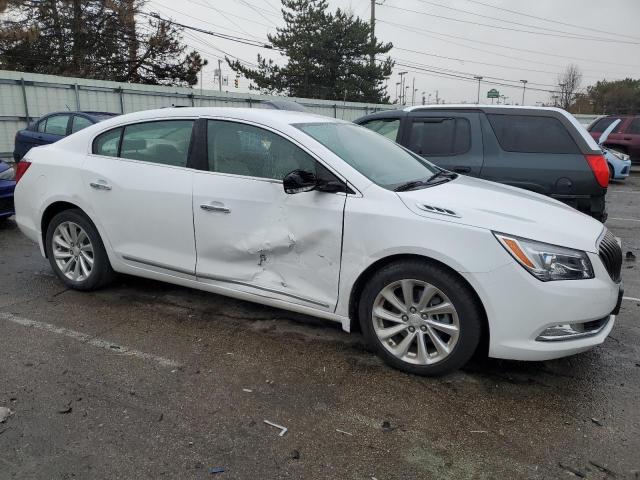 1G4GB5G31FF230010 - 2015 BUICK LACROSSE WHITE photo 4