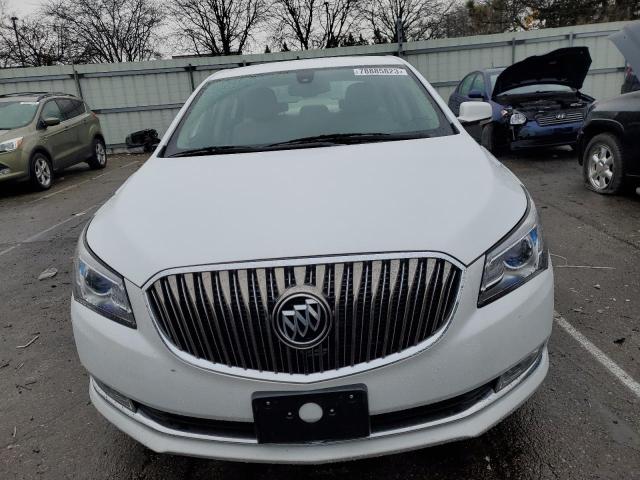 1G4GB5G31FF230010 - 2015 BUICK LACROSSE WHITE photo 5