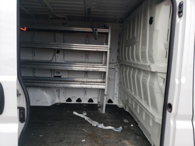 3C6TRVNG8JE132431 - 2018 RAM PROMASTER 1500 STANDARD WHITE photo 11