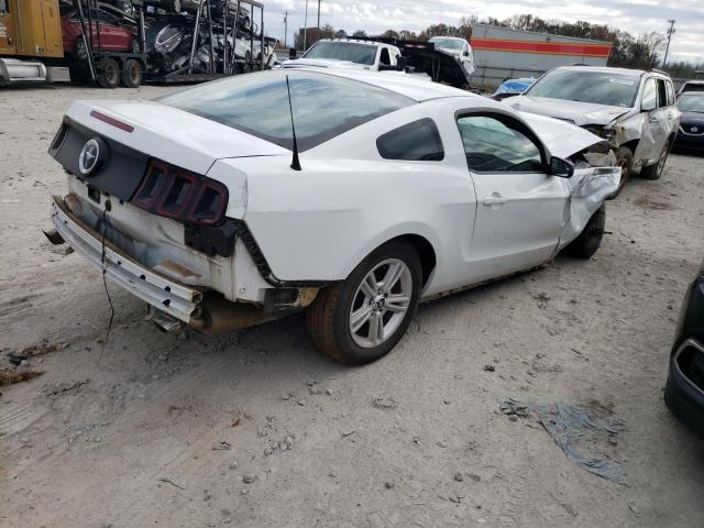 1ZVBP8AM3E5290147 - 2014 FORD MUSTANG WHITE photo 3