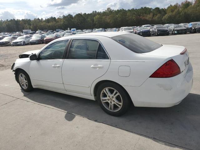 JHMCM56387C006667 - 2007 HONDA ACCORD SE WHITE photo 2