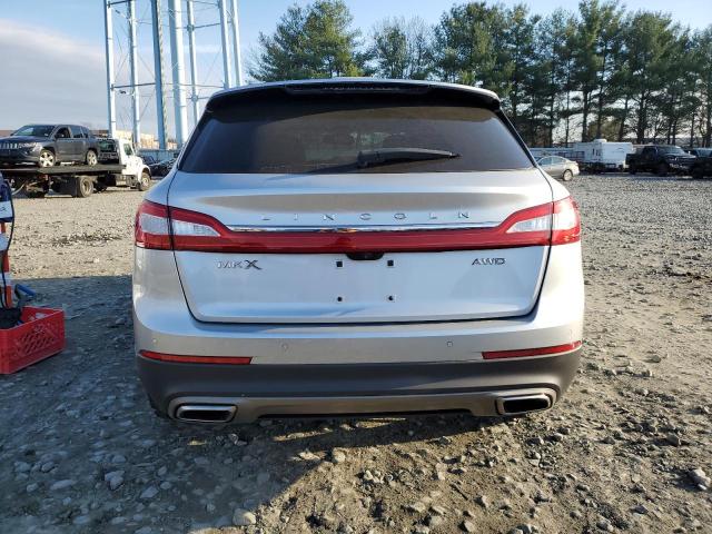 2LMTJ8LR7GBL43965 - 2016 LINCOLN MKX RESERVE SILVER photo 6